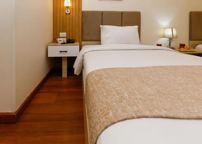 Pyramid Edge Hotel & Exclusive Pyramids View Rooftop